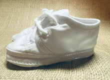 White Baby Boys Lace-Up Oxfords Crib Shoes | Size 1 or 2