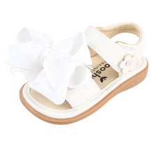 White Ready Set Bow Sandals Toddler Girls Squeaky Shoes | Size 3 4 5 6 7 8 9
